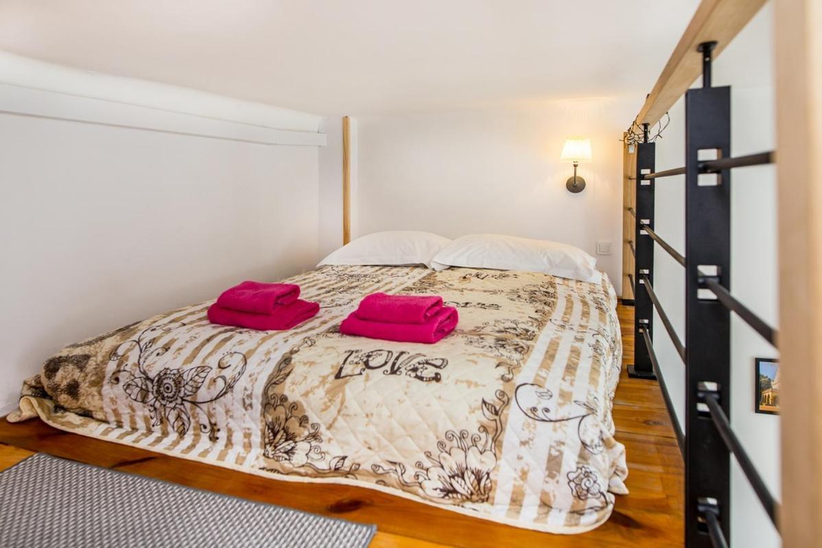 Miodowa Apartment Краков Экстерьер фото