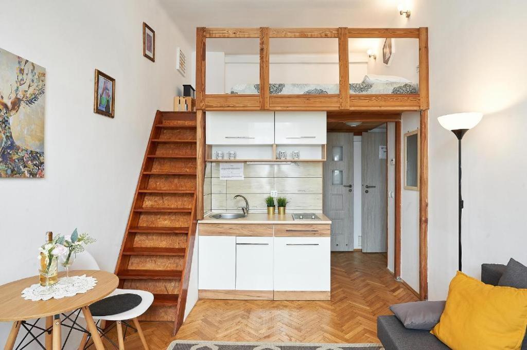 Miodowa Apartment Краков Экстерьер фото